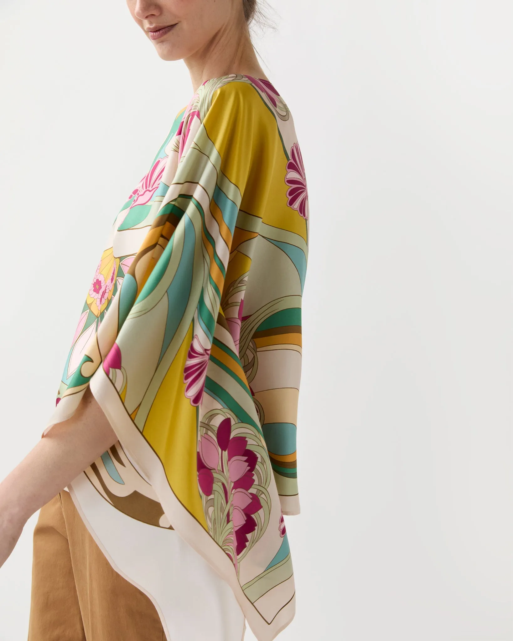Square Top in Tulip Placée sold by Mashburn product image thumbnail 4