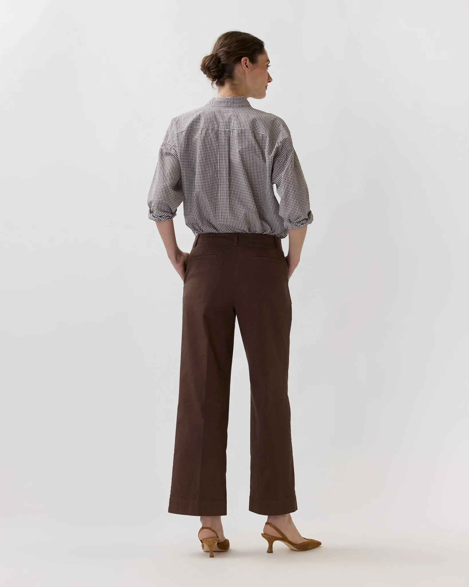 Frankie Cropped Pant in Chocolate Stretch Twill sold by Mashburn product image thumbnail 4