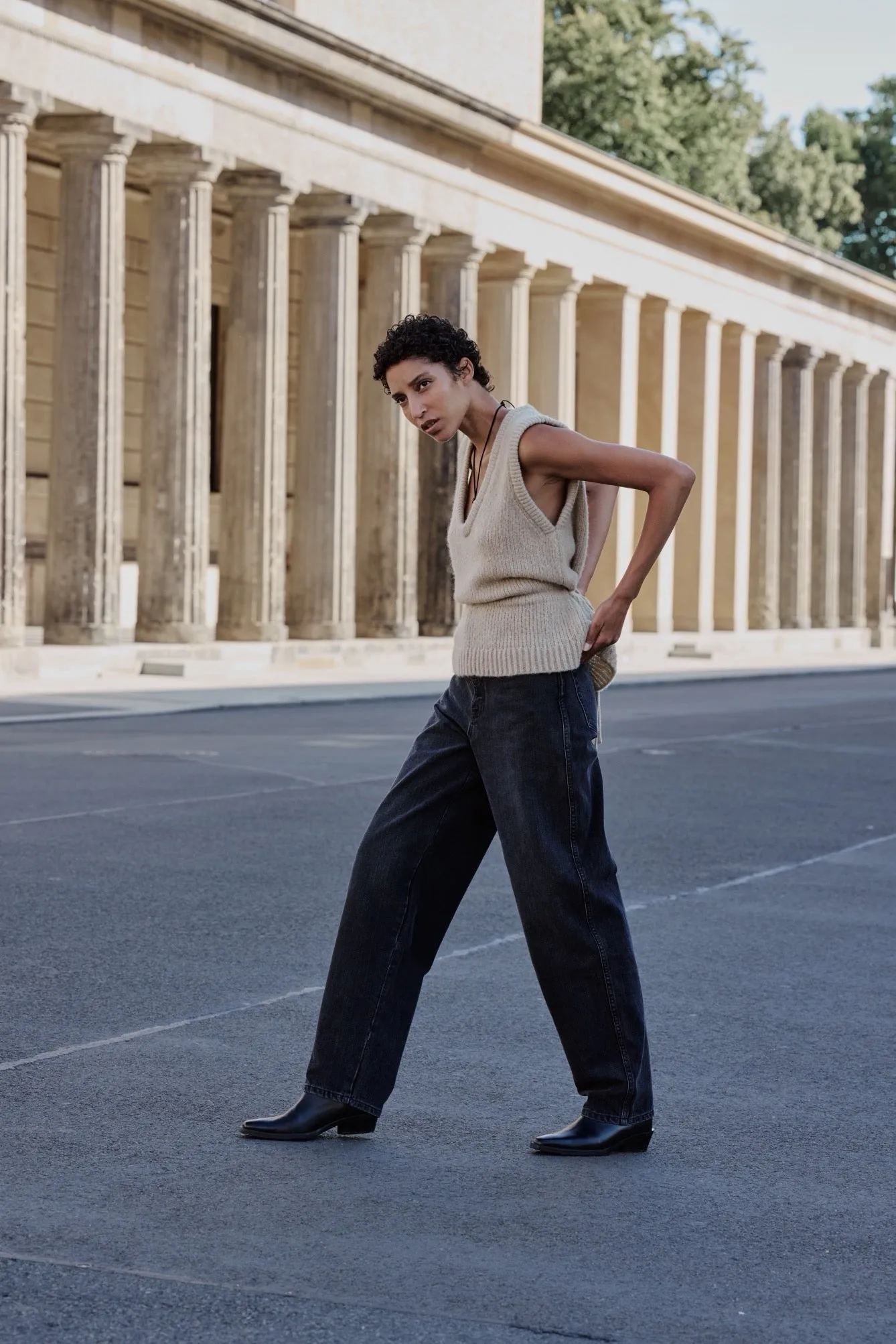 QUINN VEST sold by James Street Co. product image thumbnail 3