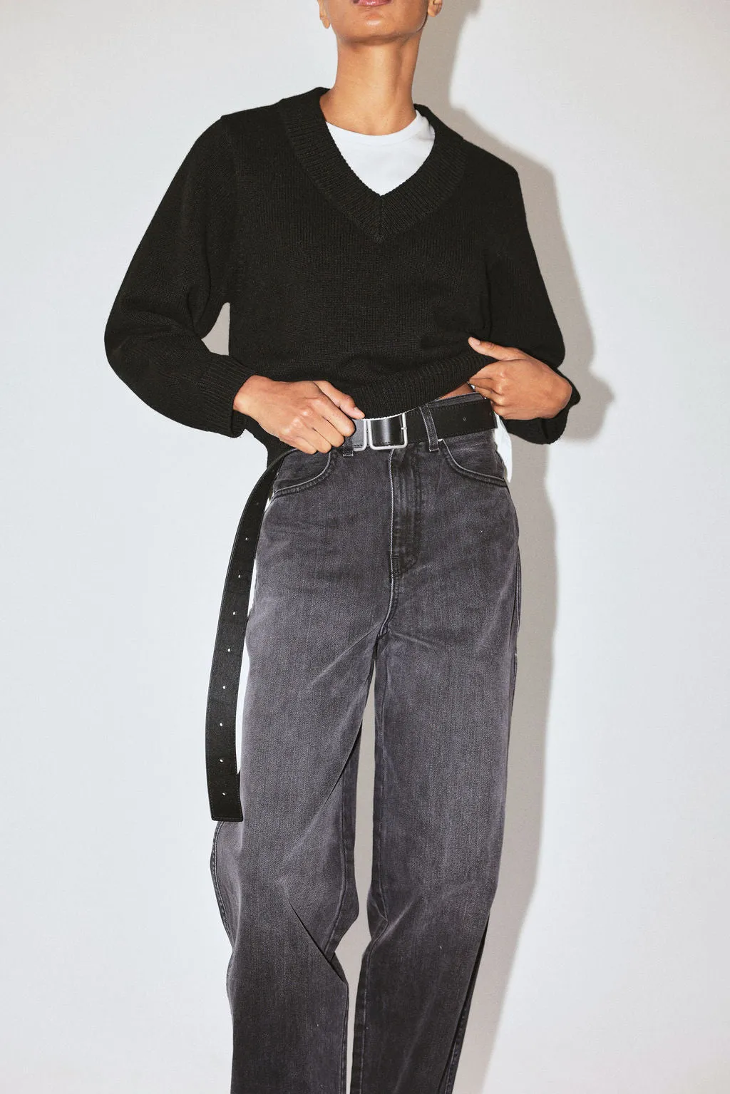 '90s BAGGY JEAN IN WASHED BLACK sold by James Street Co. product image thumbnail 4