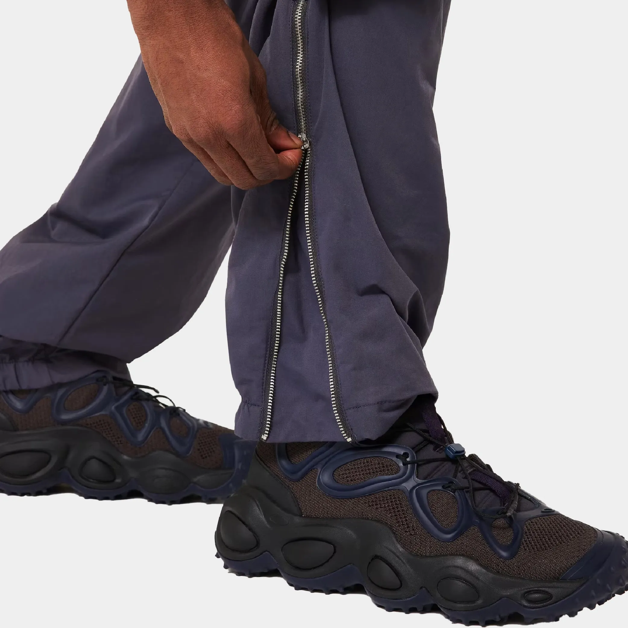 Oakley Reserve Cargo Pant sold by atmos Kuala Lampur product image thumbnail 4