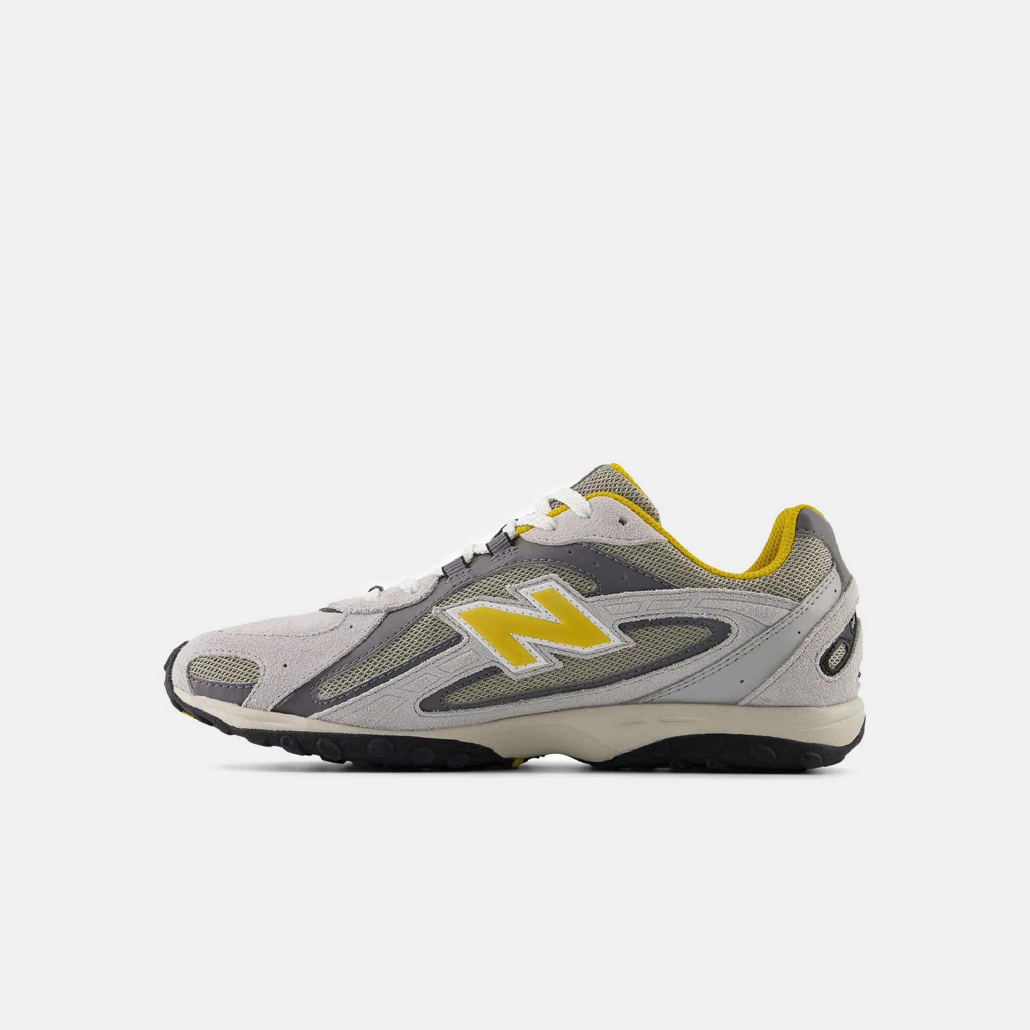 New Balance 204L sold by atmos Kuala Lampur product image thumbnail 3