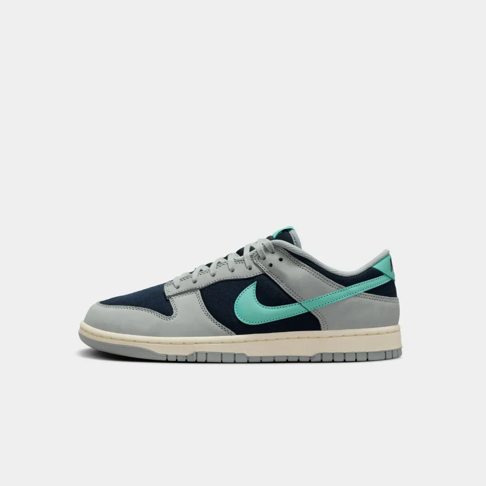Nike Dunk Low Retro Premium sold by atmos Kuala Lampur