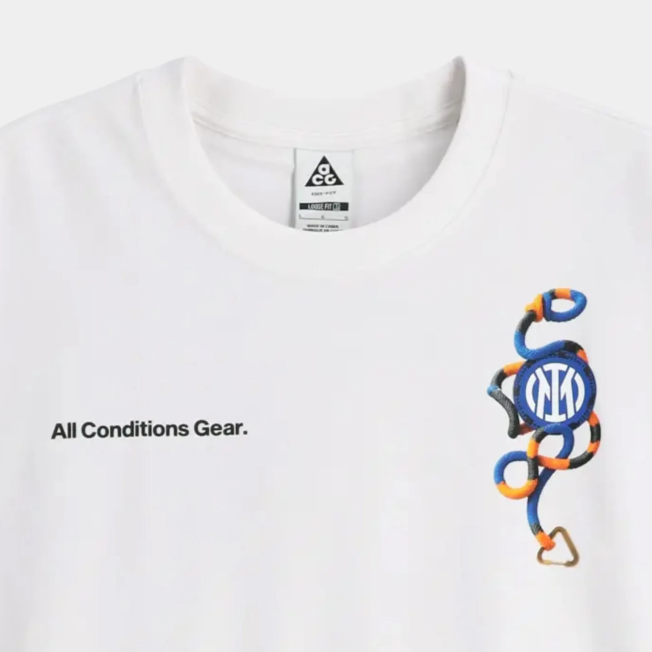 Nike Inter Milan ACG Football T-Shirt sold by atmos Kuala Lampur product image thumbnail 3