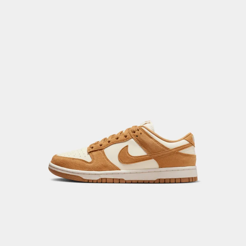 Nike Dunk Low (W) made by atmos Kuala Lampur