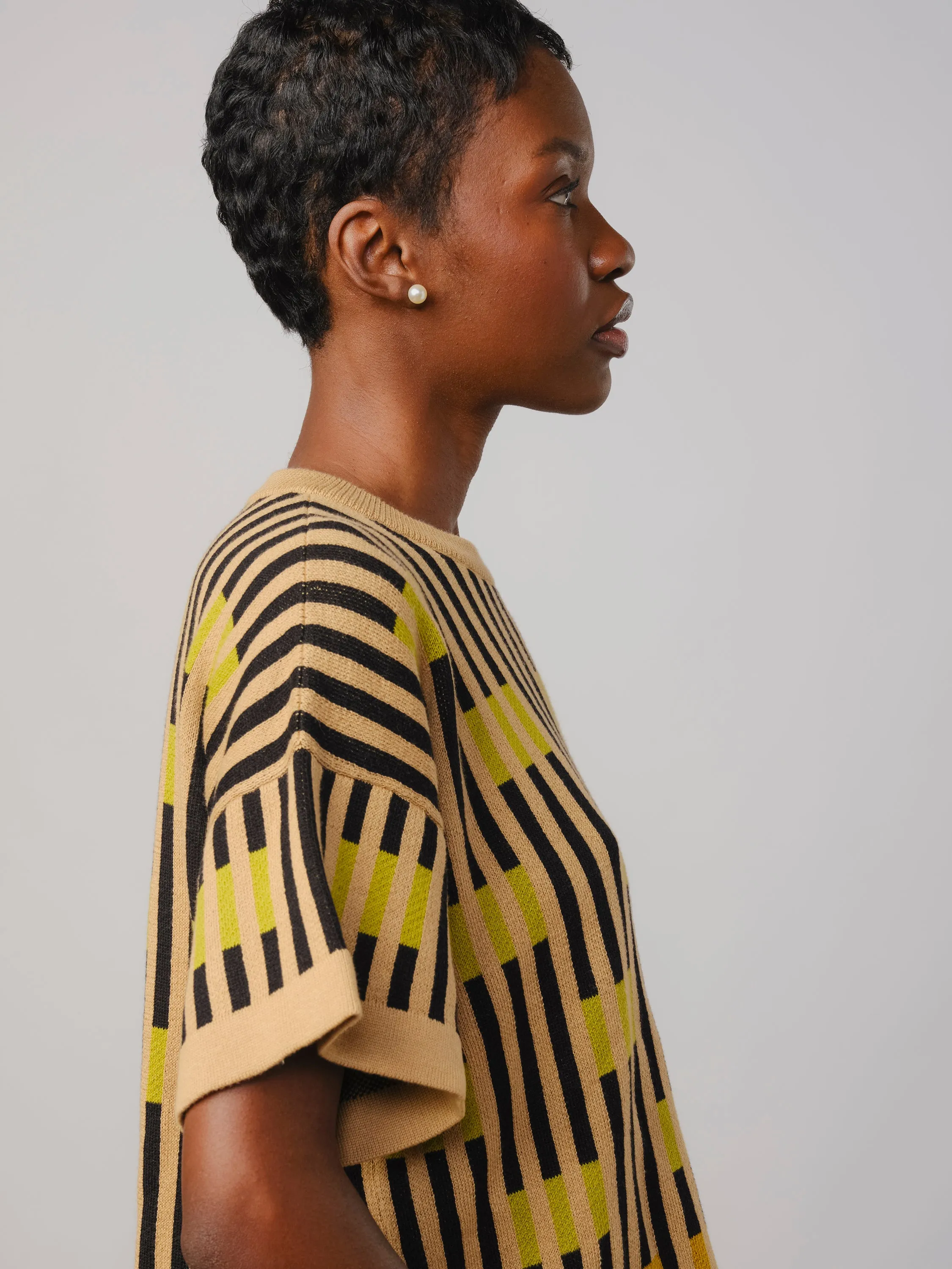 Bauhaus Short Sleeve Sweater Tee - Peridot sold by The Endery product image thumbnail 2
