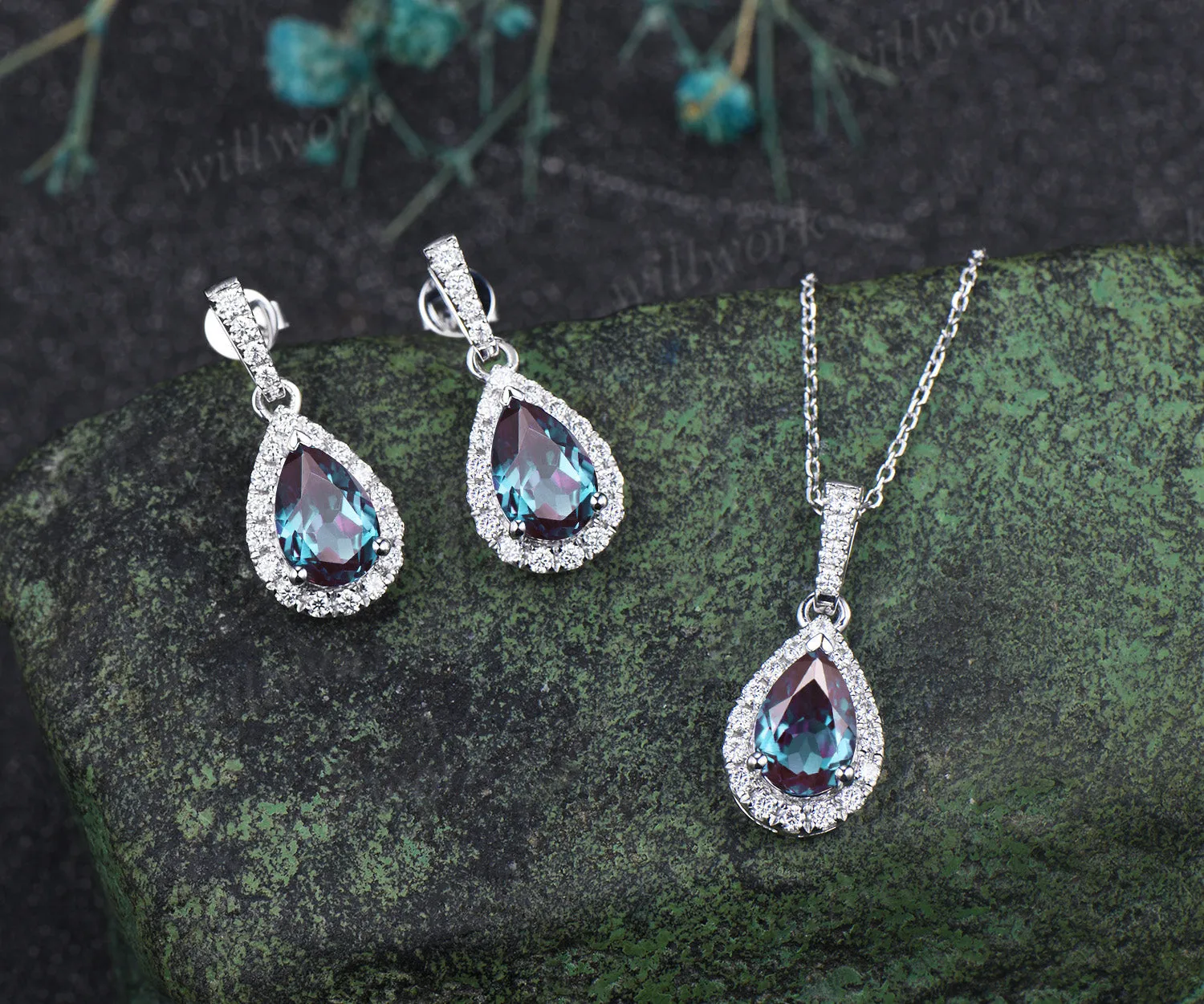 Vintage pear alexandrite moisanite halo earrings necklace set color change gemstone jewelry set birthday anniversary gifts sold by Willwork Jewelry product image thumbnail 2
