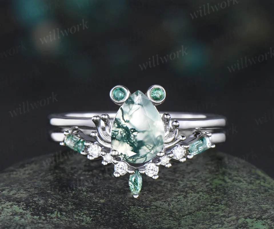 Unique moss agate engagement ring set Frog animal inspired green agate wedding set women pear shaped bridal set anniversary ring for girl sold by Willwork Jewelry