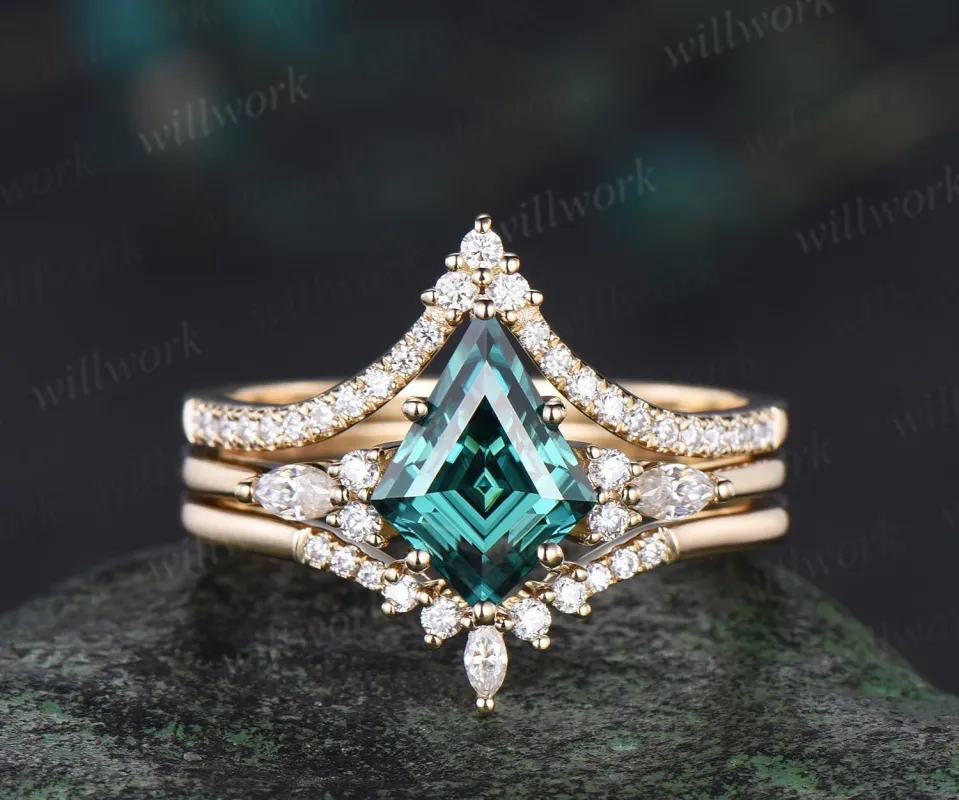 8x11mm kite cut green moissanite ring vintage unique engagement ring set solid 14k yellow gold art deco retro promise wedding ring set women sold by Willwork Jewelry
