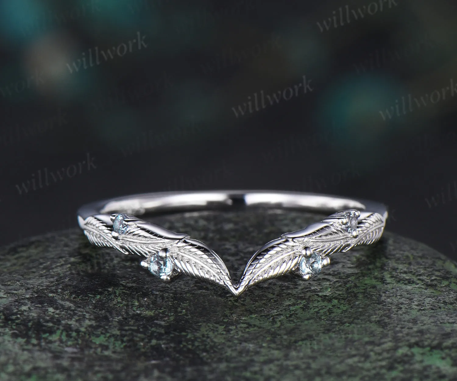 Nature inspired alexandrite leaf wedding band curved V-shaped vintage stacking ring birthstone anniversary ring sold by Willwork Jewelry
