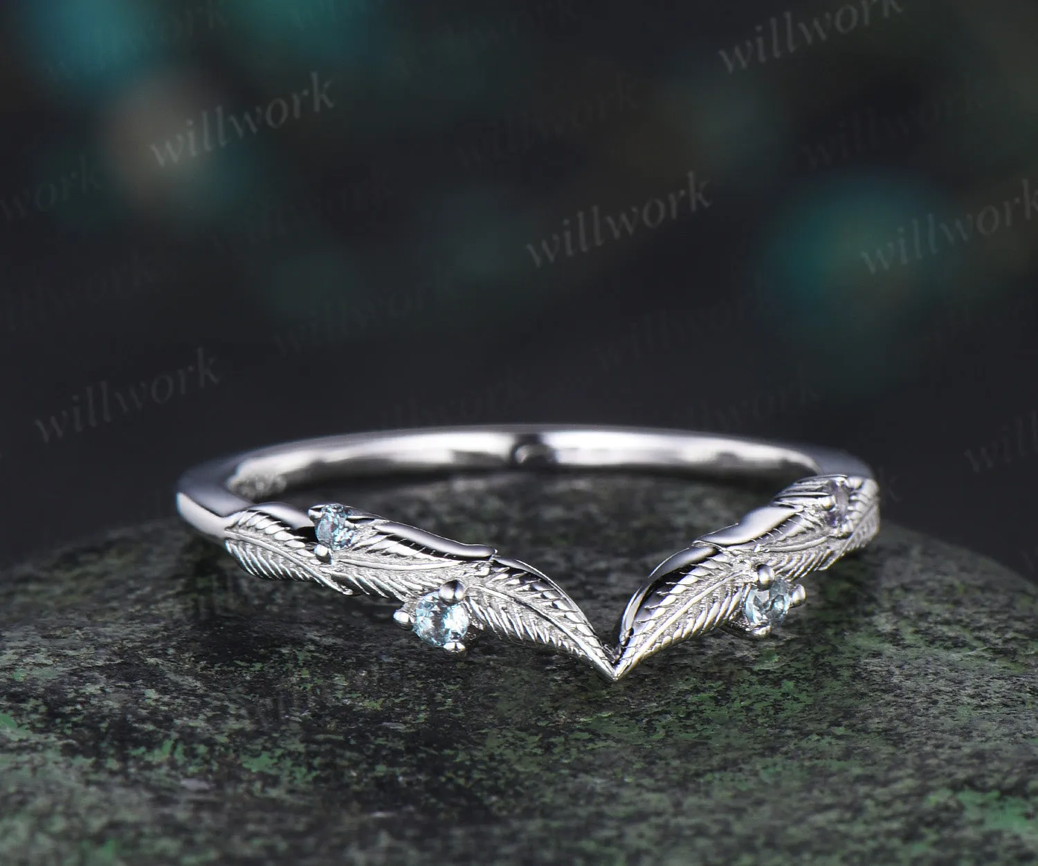 Nature inspired alexandrite leaf wedding band curved V-shaped vintage stacking ring birthstone anniversary ring sold by Willwork Jewelry product image thumbnail 3