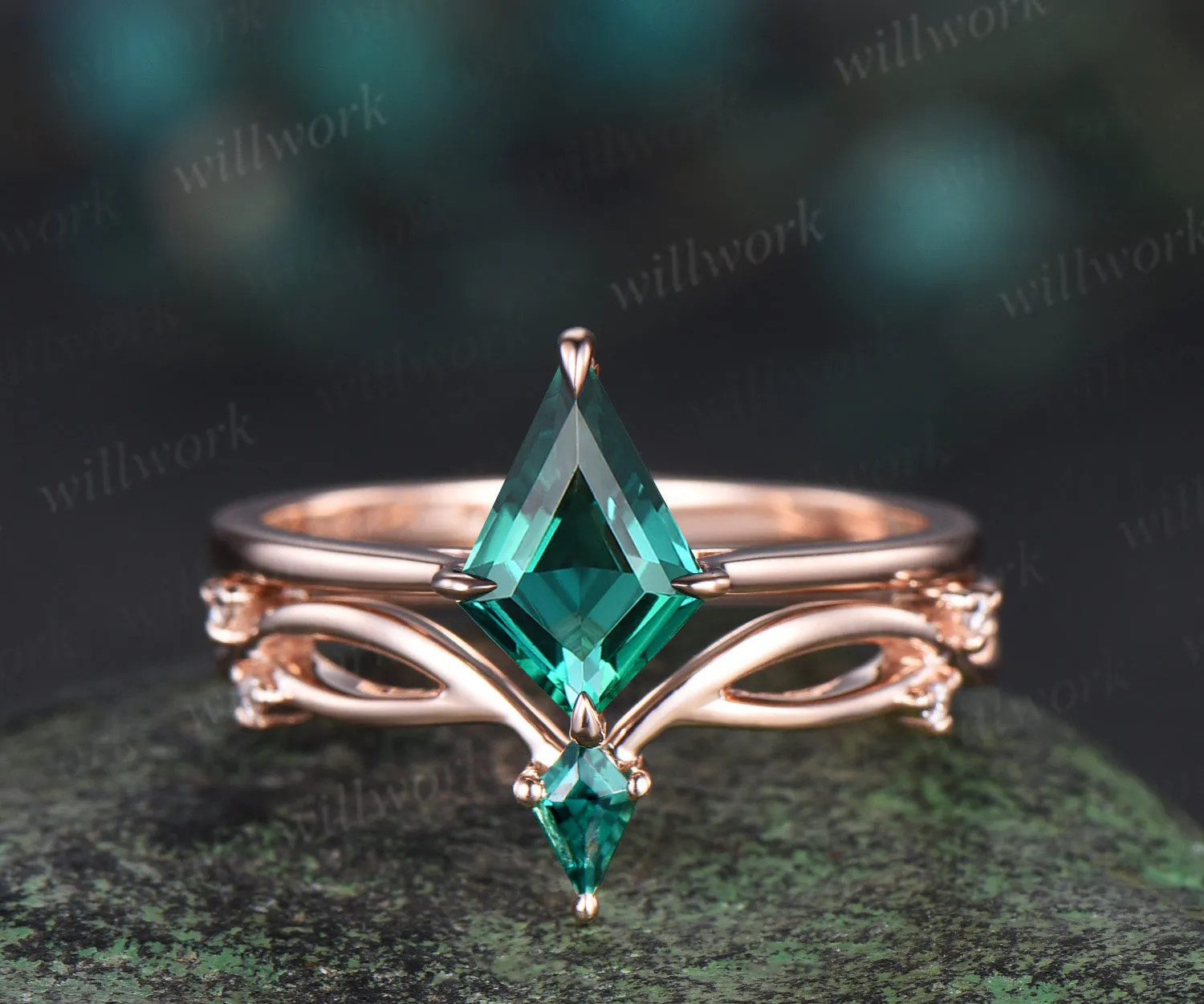 Dainty Emerald Engagement Ring Set Kite Cut Solitaire Minimalist Wedding Set Rose Gold Art Deco May birthstone Bridal Set Anniversary Gift sold by Willwork Jewelry