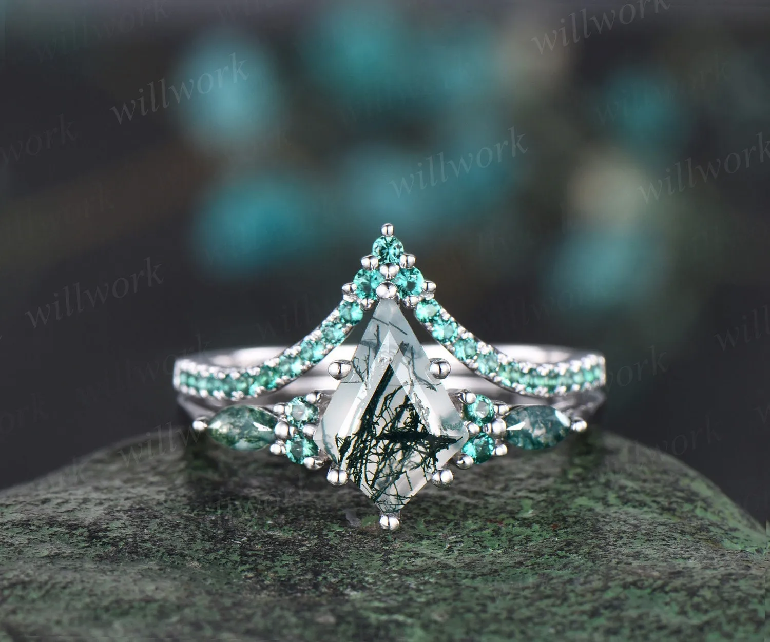 Kite cut moss agate ring vintage white gold 6 prong unique engagement ring curved emerald ring women promise ring her gift sold by Willwork Jewelry product image thumbnail 3