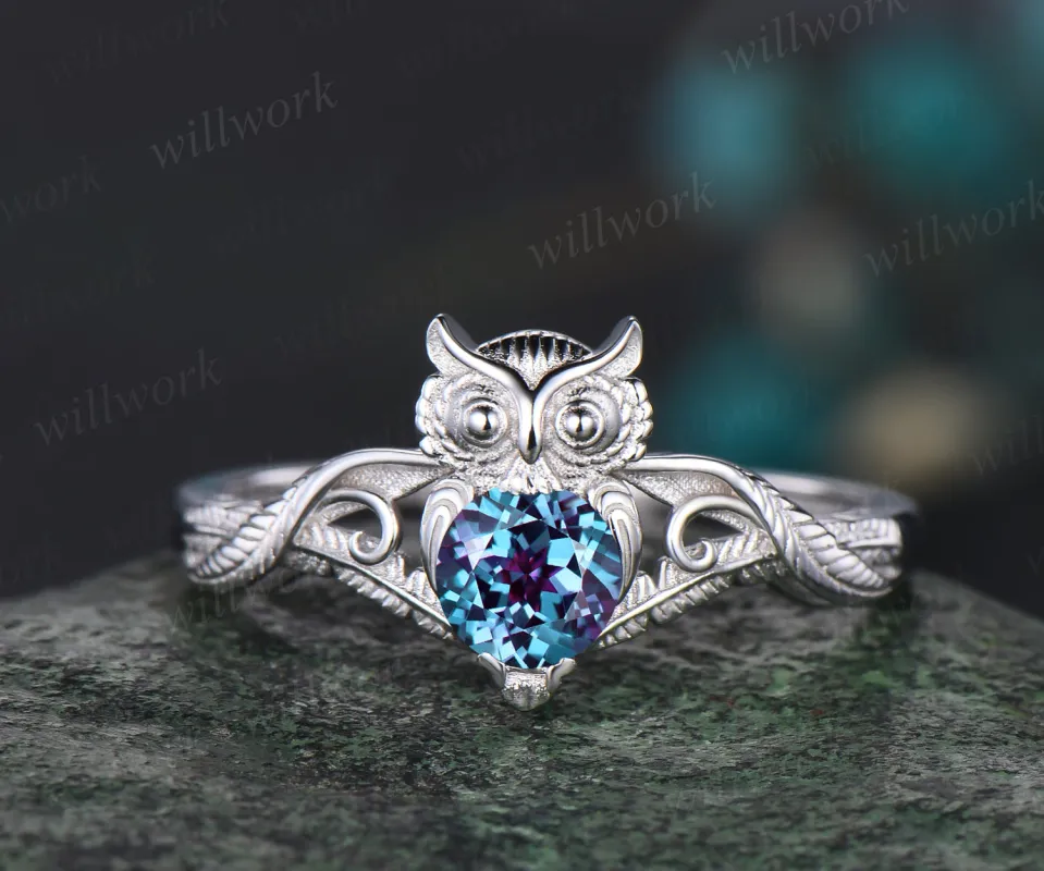 Unique Branch Twig Vine Owl Engagement Ring Round Color-Change Alexandrite Wedding Ring Cute Owl Antique Nature Inspired Alexandrite Jewelry made by Willwork Jewelry