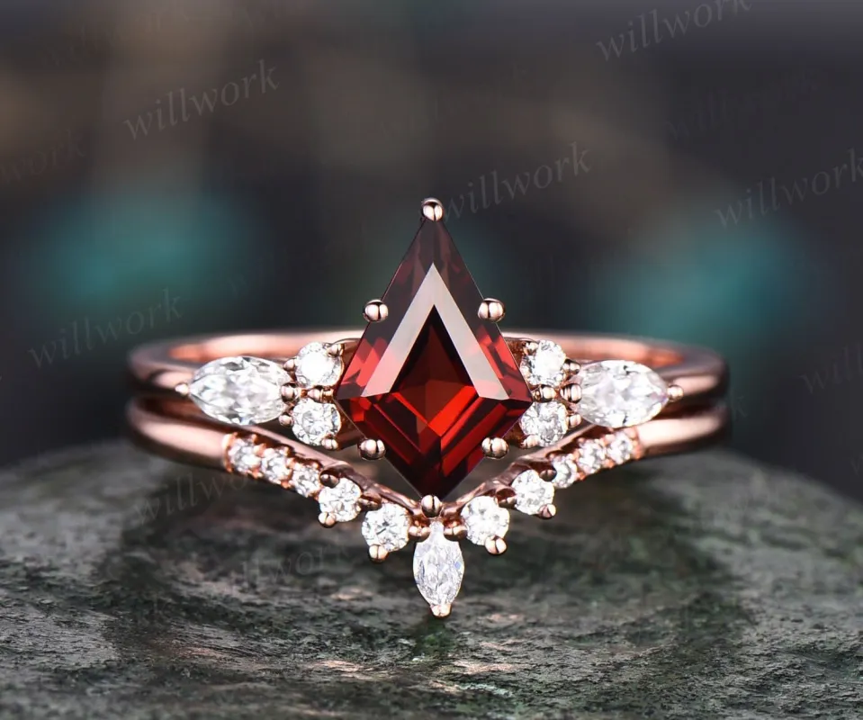 Vintage kite cut red garnet engagement ring set rose gold unique engagement ring marquise cut moissanite ring for women anniversary ring set made by Willwork Jewelry