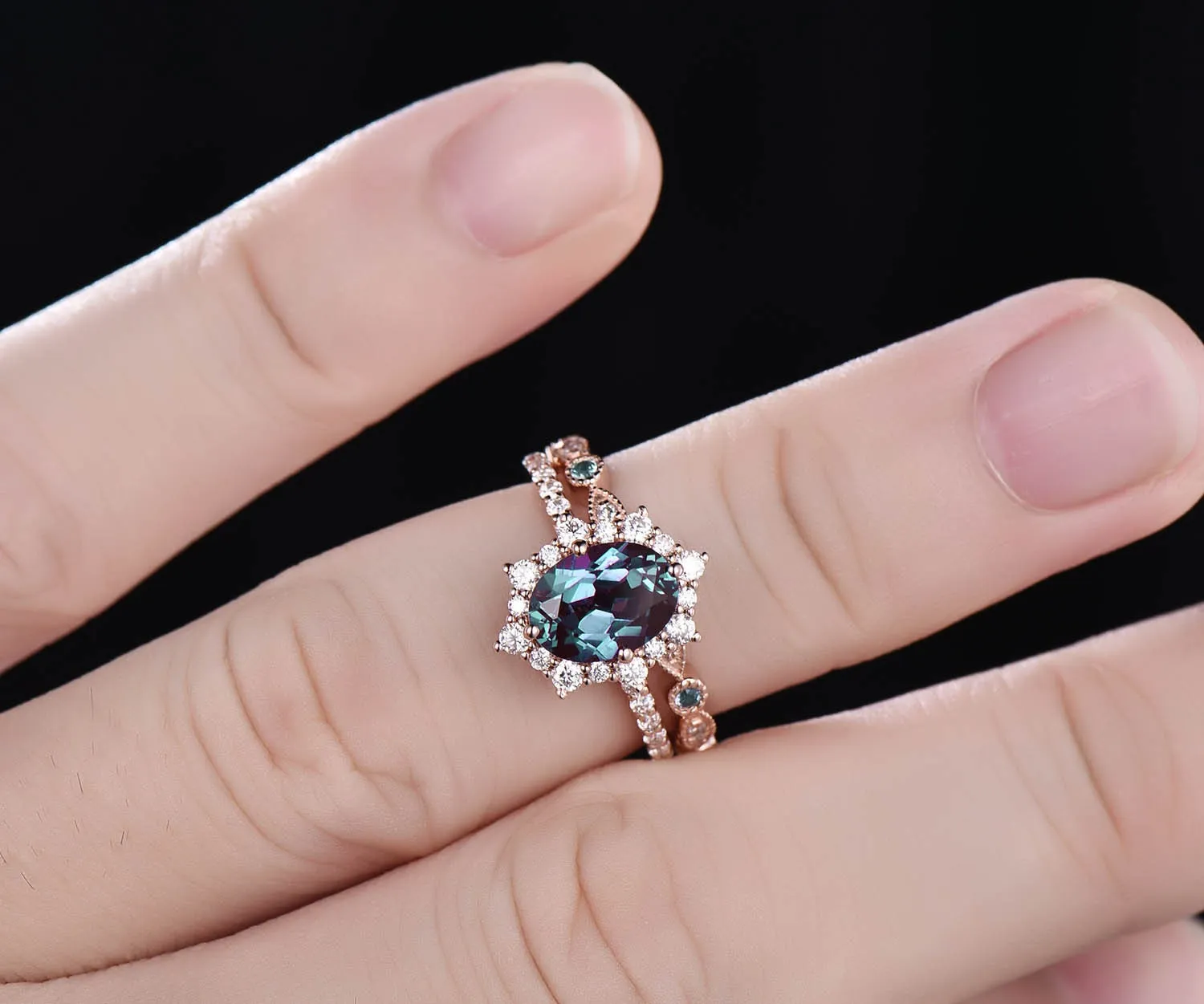 2pcs vintage unique Alexandrite engagement ring set 14k rose gold ring moissanite halo ring Alexandrite bridal set diamond wedding band sold by Willwork Jewelry product image thumbnail 4