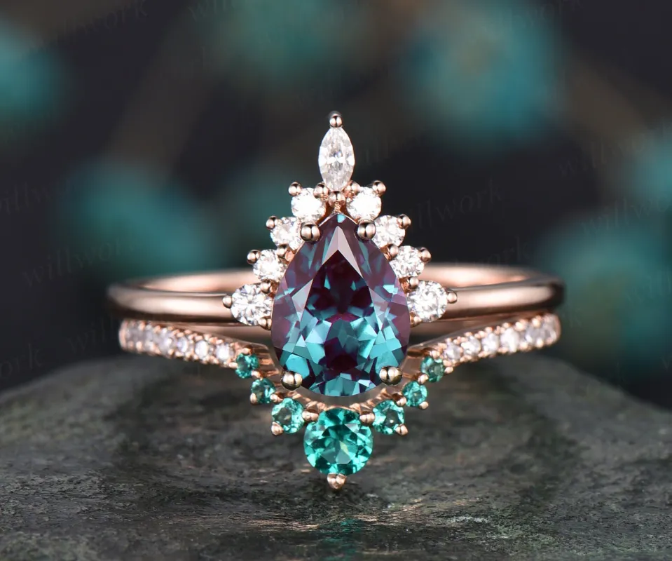 Rose gold ring set emerald bridal set 2pcs pear cut Alexandrite engagement ring set moissanite ring crown marquise unique vintage ring band sold by Willwork Jewelry