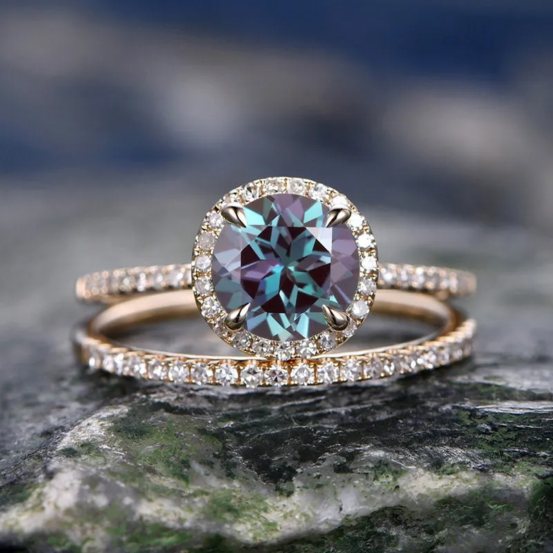 2pcs Alexandrite Ring Set Alexandrite Engagement Set Diamond Halo Alexandrite Wedding June Birthstone Ring Set Anniversary Gift For Her made by Willwork Jewelry