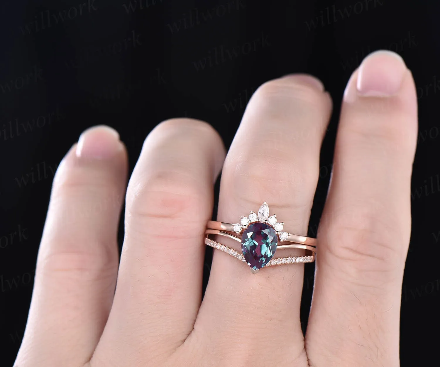 2pcs Alexandrite Ring Set Color Change Alexandrite Engagement Ring Set Diamond Moissanite Alexandrite Wedding Bridal Ring Set Anniversary sold by Willwork Jewelry product image thumbnail 4