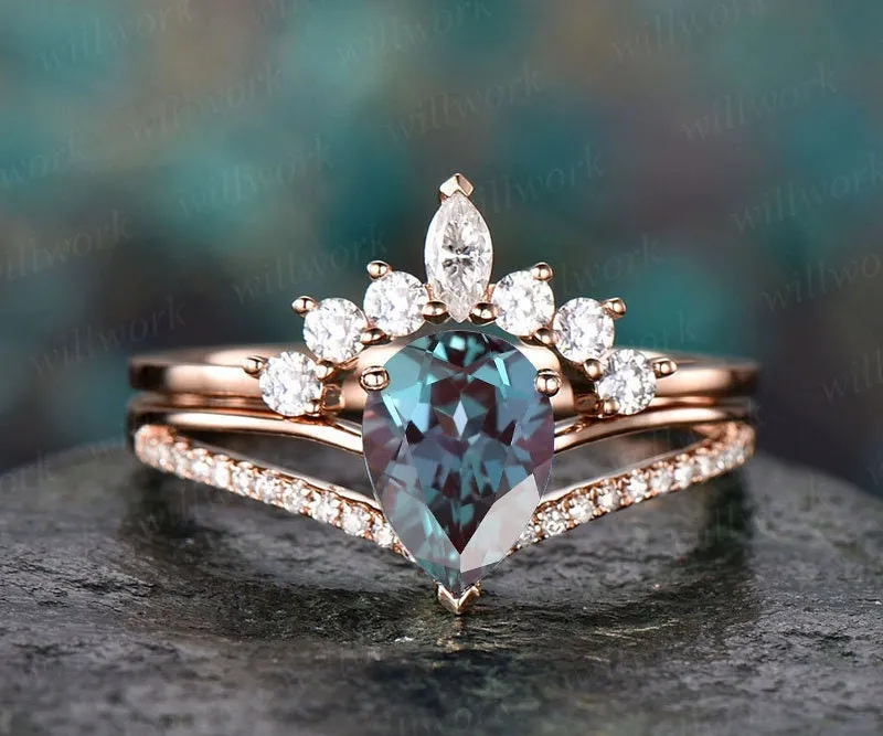 2pcs Alexandrite Ring Set Color Change Alexandrite Engagement Ring Set Diamond Moissanite Alexandrite Wedding Bridal Ring Set Anniversary sold by Willwork Jewelry