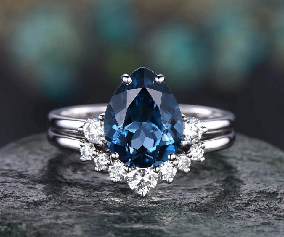 2pcs 8x10mm Pear Topaz Ring Set Three Stone London Blue Topaz Engagement Ring Set White Gold Vintage Moissanite Wedding Bridal Ring Set Gift made by Willwork Jewelry