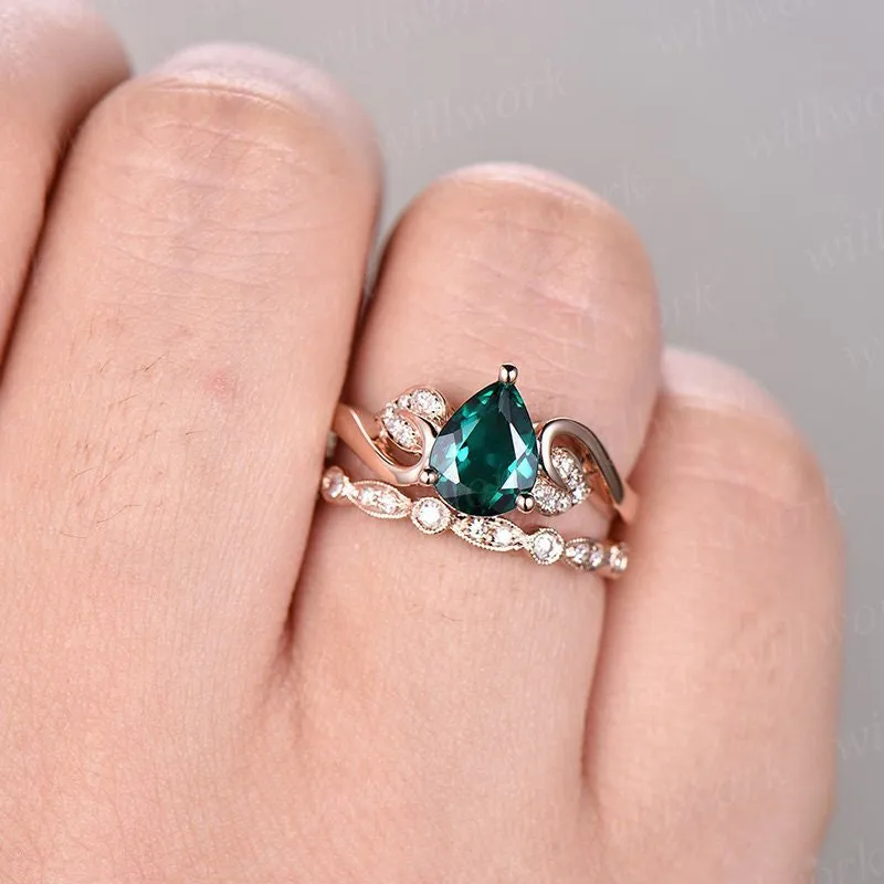 2pcs pear emerald engagement ring set rose gold emerald ring vintage art deco flower diamond wedding bridal ring set May birthstone ring sold by Willwork Jewelry product image thumbnail 2
