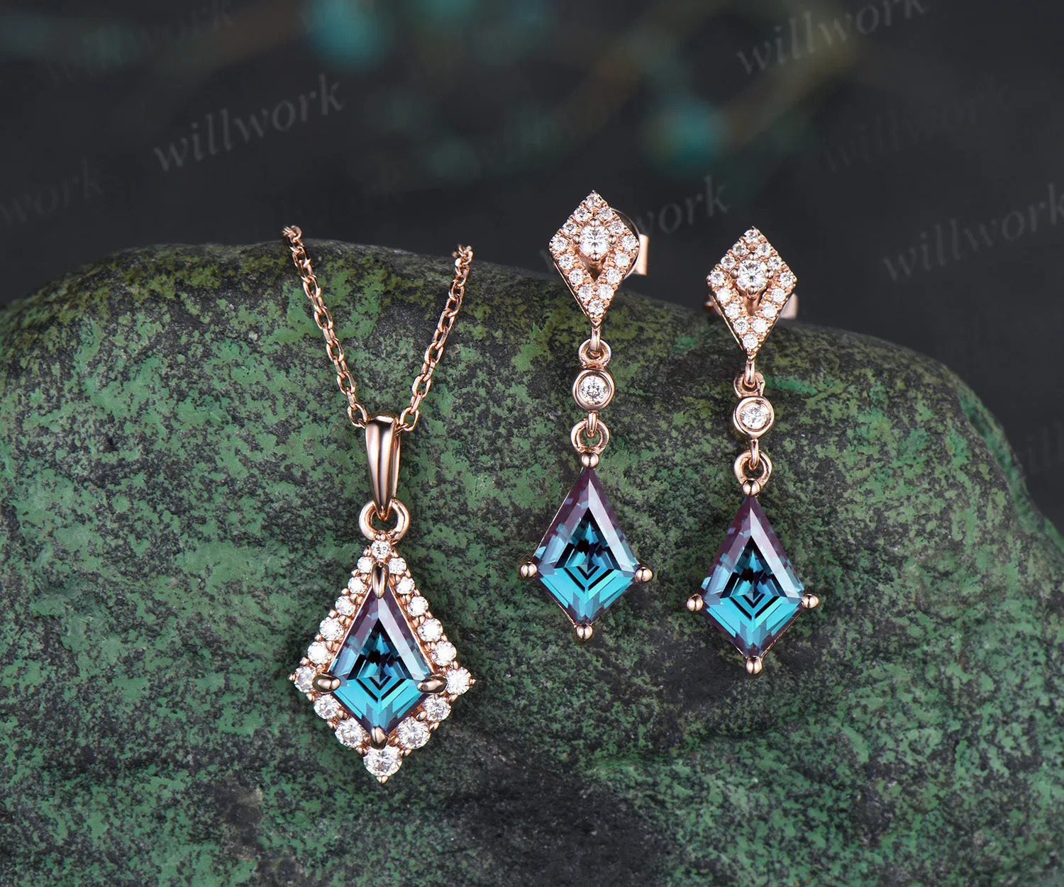 Vintage kite alexandrite moissanite halo drop earrings necklace set color change gemstone jewelry set gifts for women sold by Willwork Jewelry