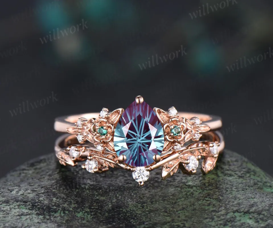 Vintage pear fireworks cut alexandrite engagement ring solid 14k rose gold leaf floral unique cluster emerald wedding ring set women made by Willwork Jewelry