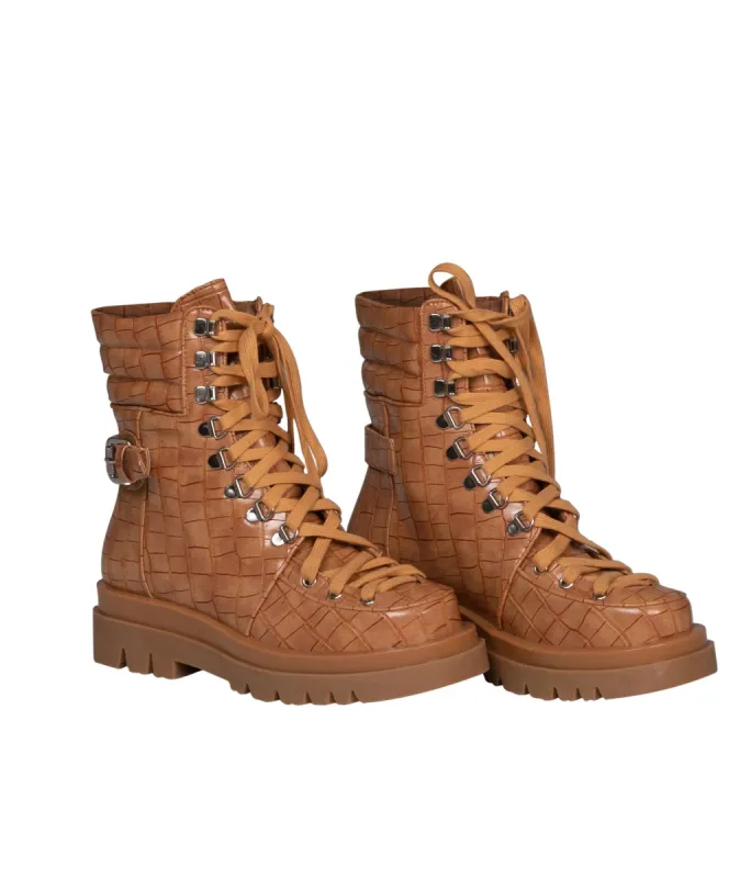 Wheat Boots sold by Shane Justin