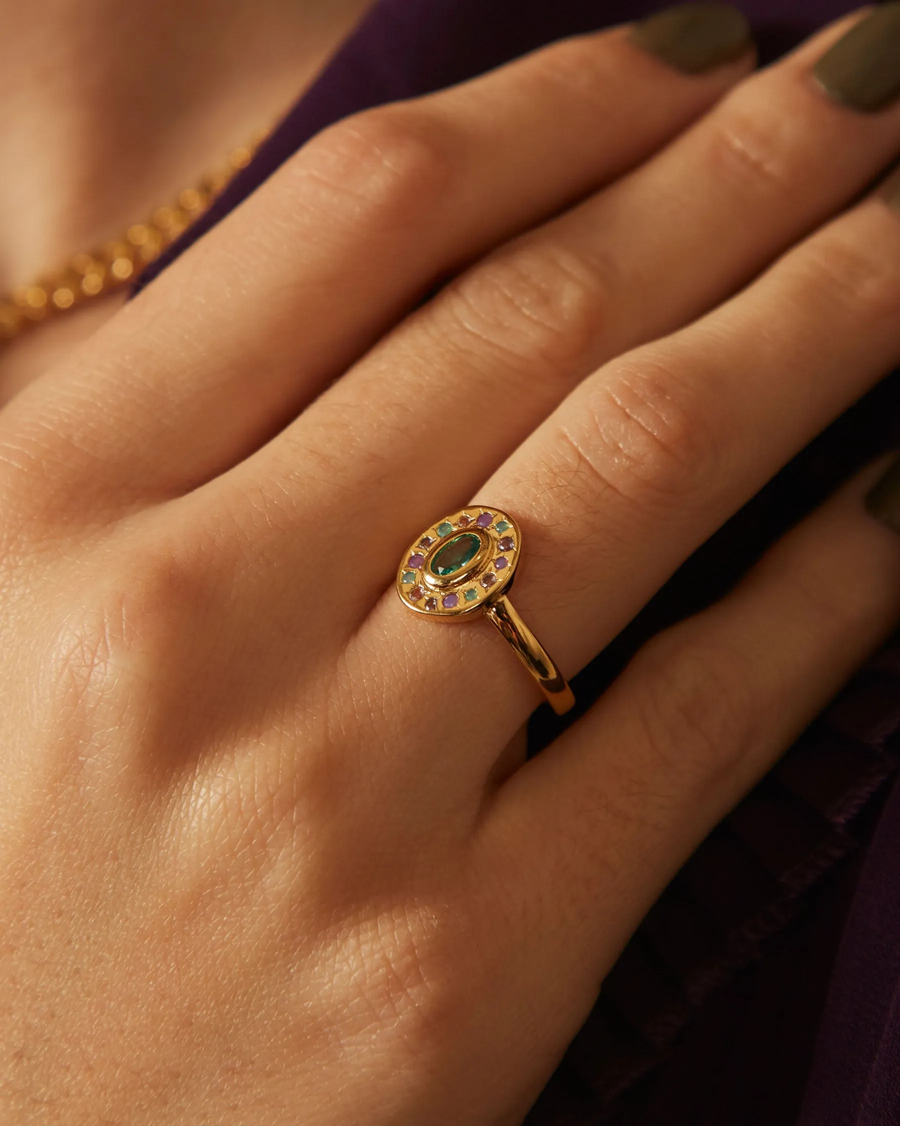 Medium Nefertiti Oval Ring sold by Apodemia product image thumbnail 4