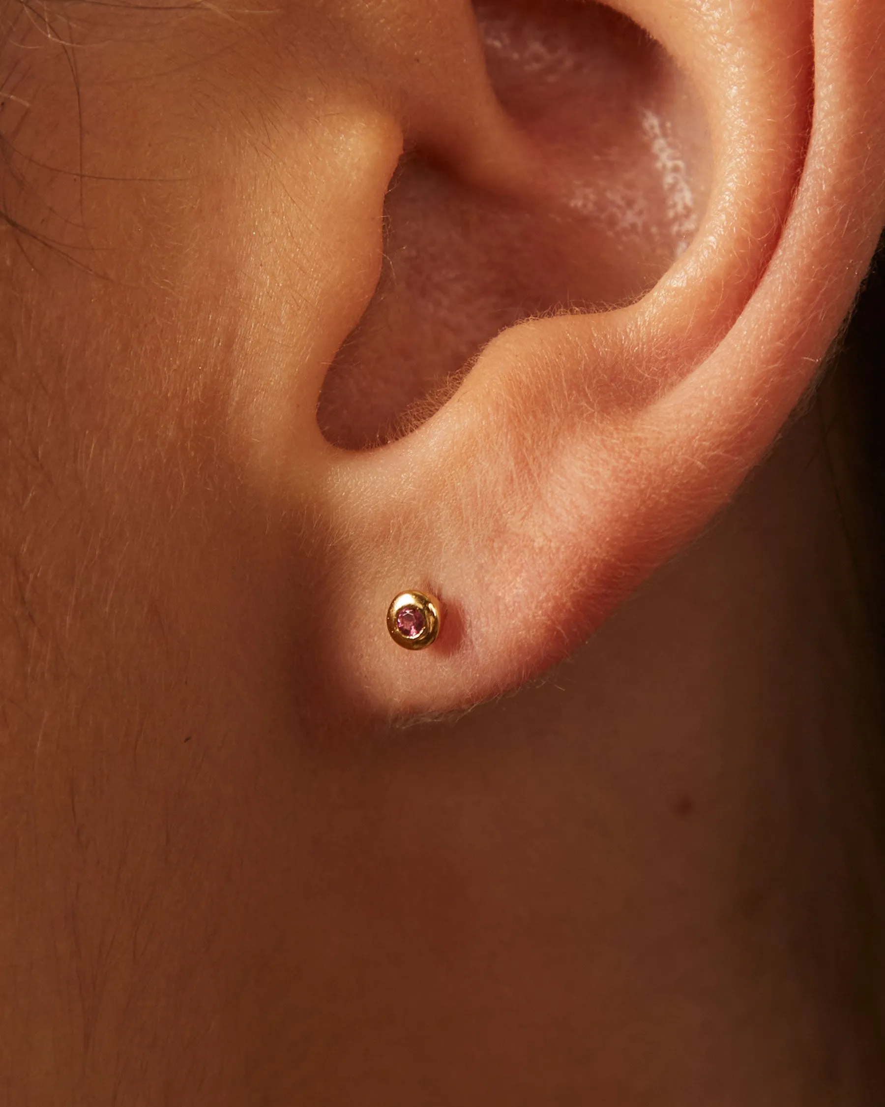 Earrings Classic Round Xs | The Gray Box sold by Apodemia product image thumbnail 2