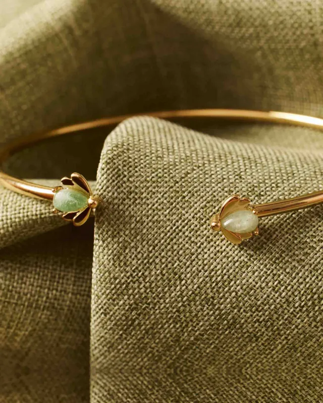 Firefly Bracelet sold by Apodemia