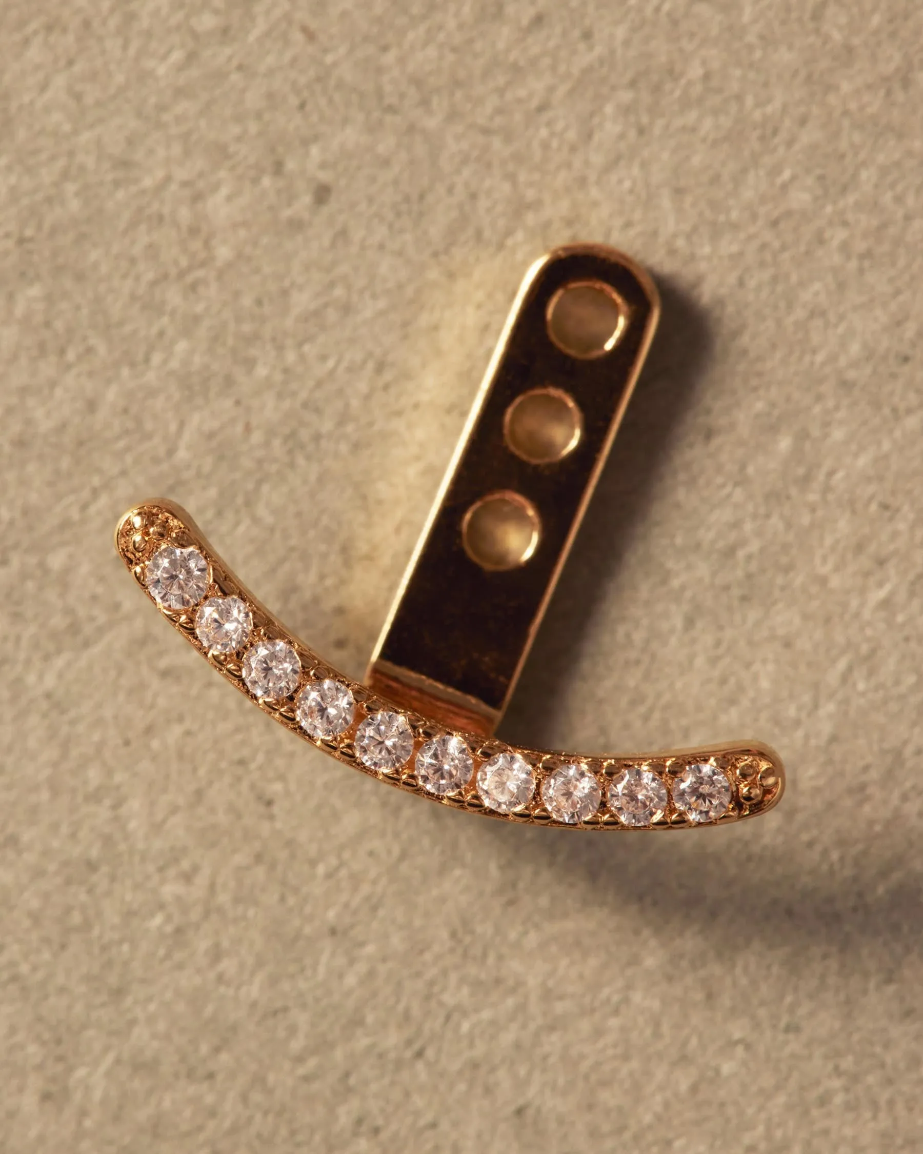 Vine Accessory Earring White sold by Apodemia