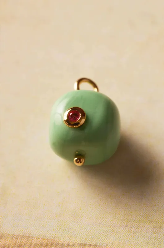 Charm Classic Eden sold by Apodemia