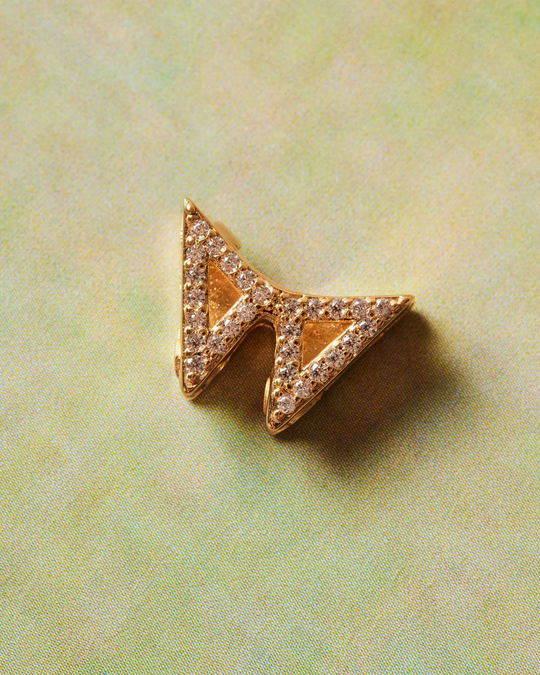 Charm Clip Apodemia Logo | The Gray Box sold by Apodemia