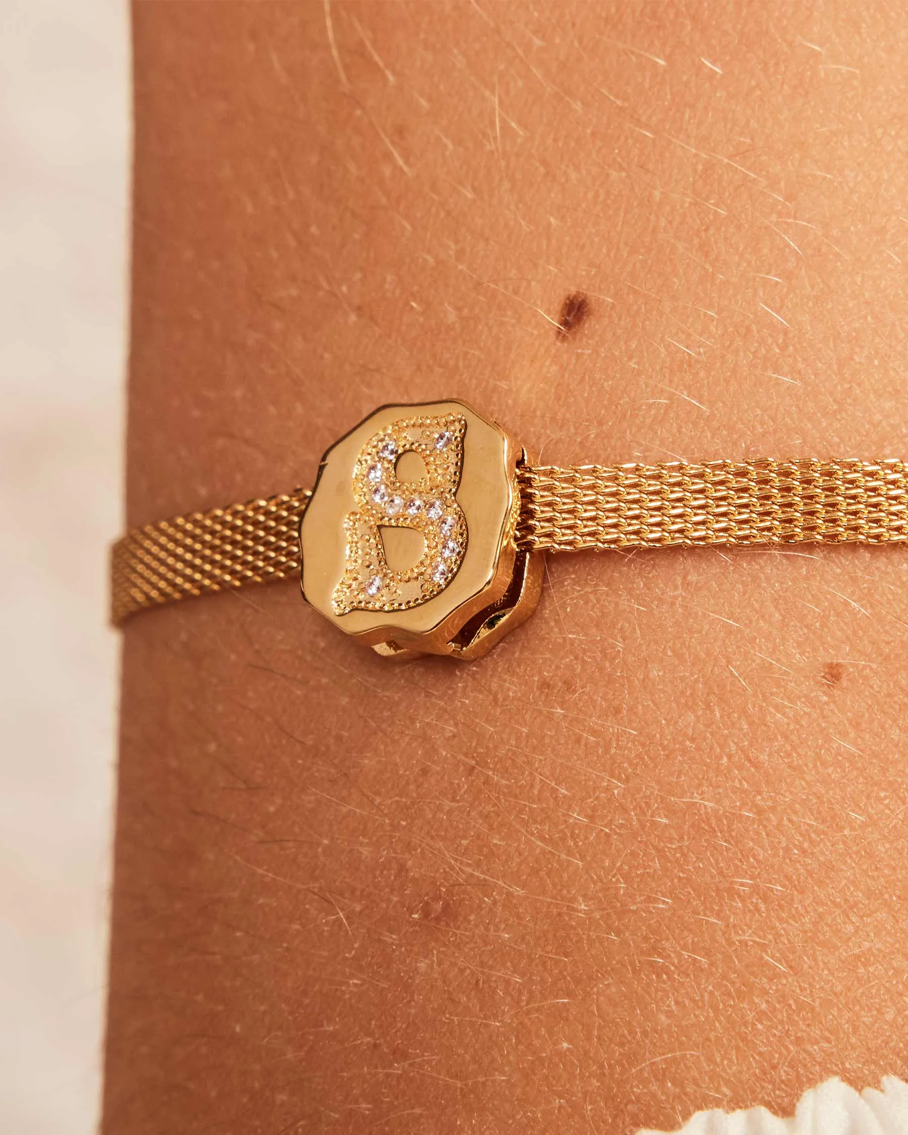 Charm Clip Bubble Vintage Letter S sold by Apodemia product image thumbnail 3