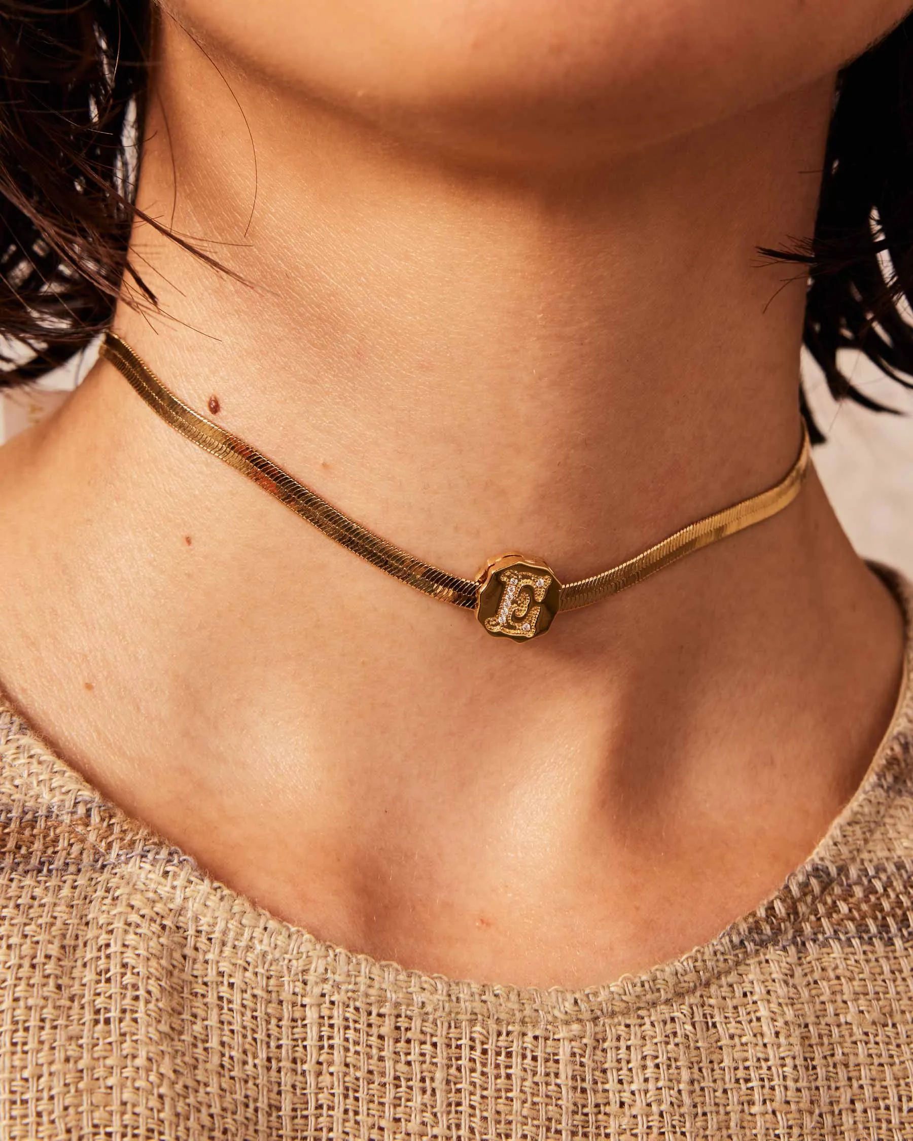 Charm Clip Bubble Vintage Letter E sold by Apodemia product image thumbnail 3