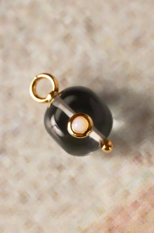 Charm Classic Storm sold by Apodemia