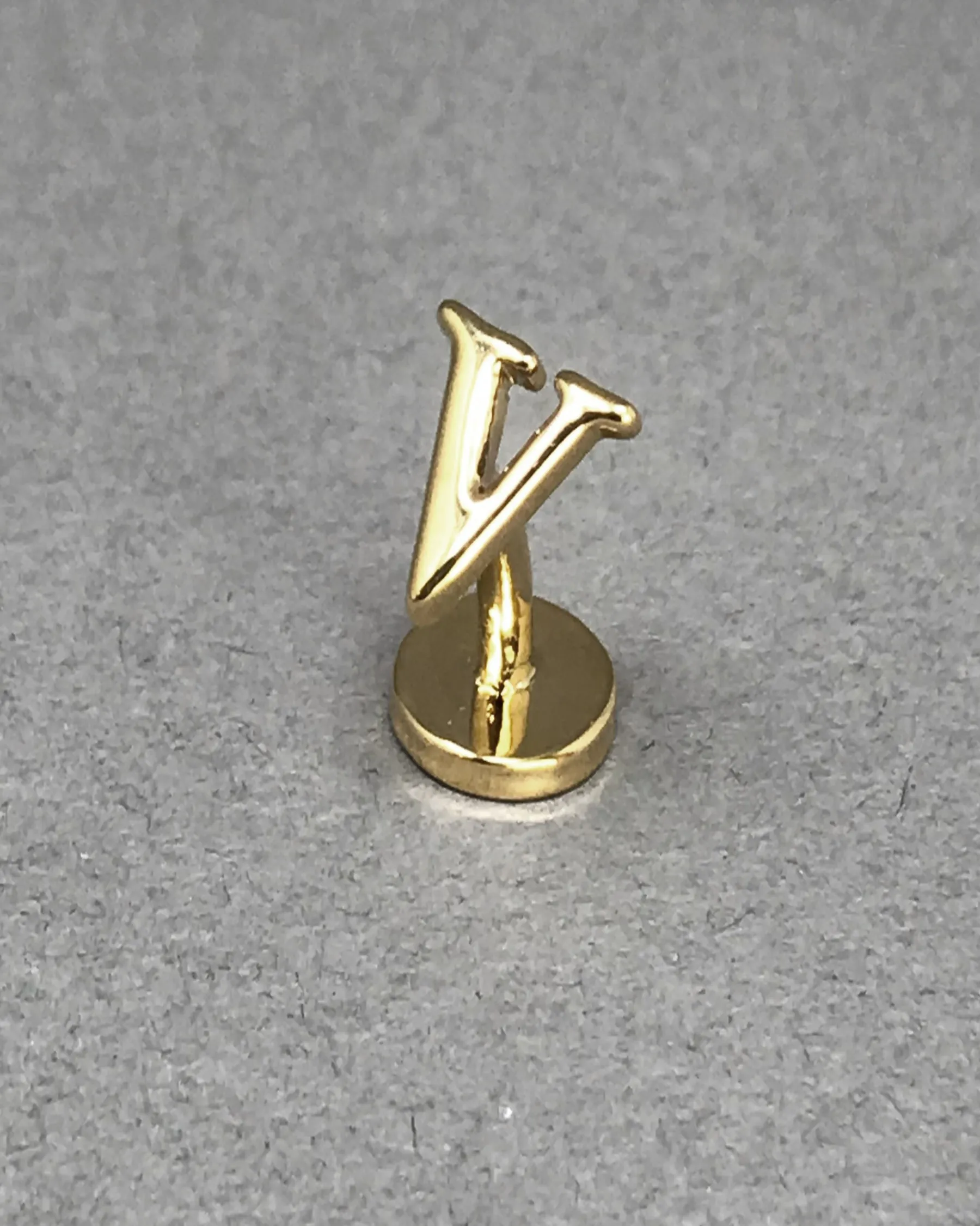 Twin Letter V | The Gray Box sold by Apodemia