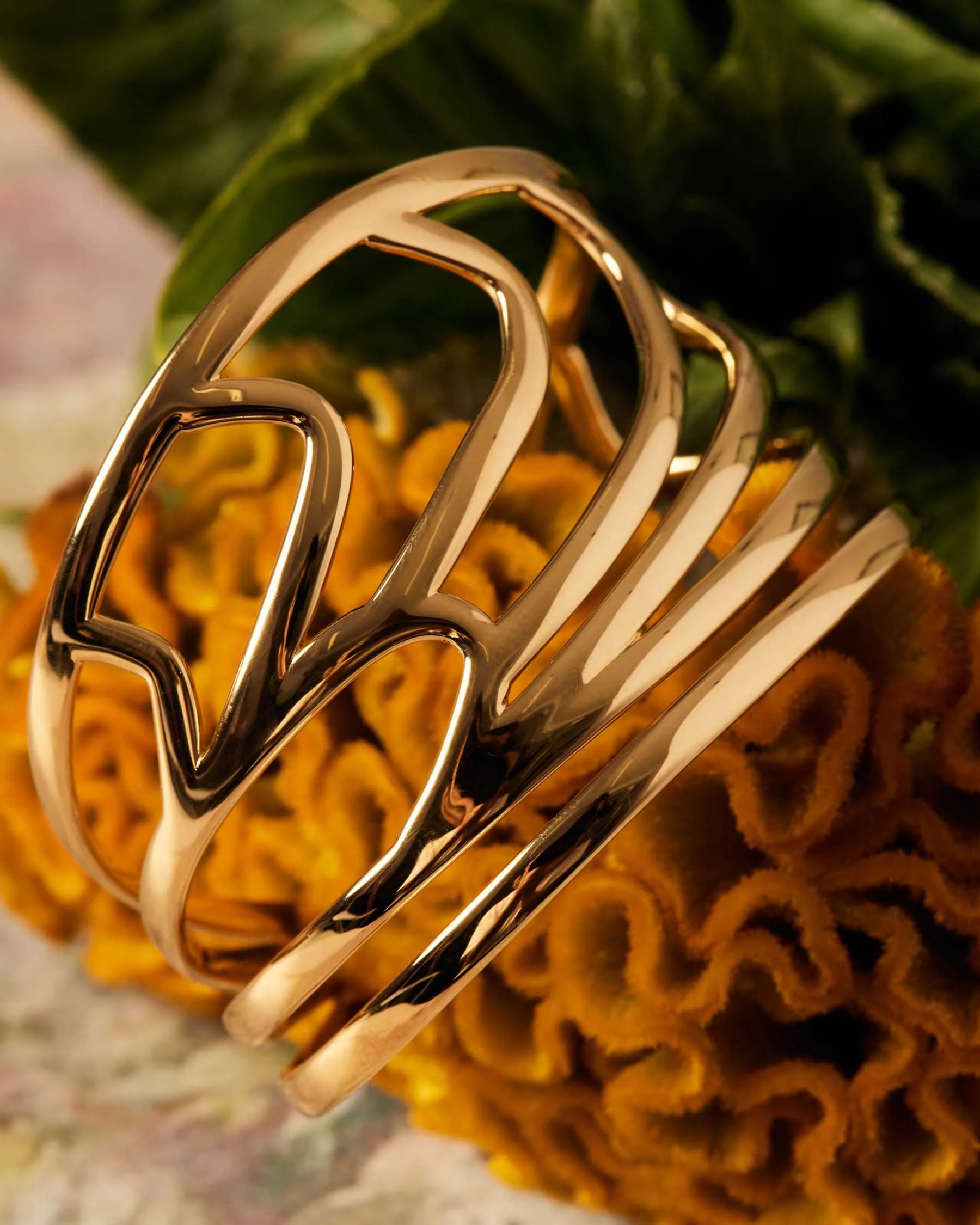 Dragonfly Bracelet sold by Apodemia