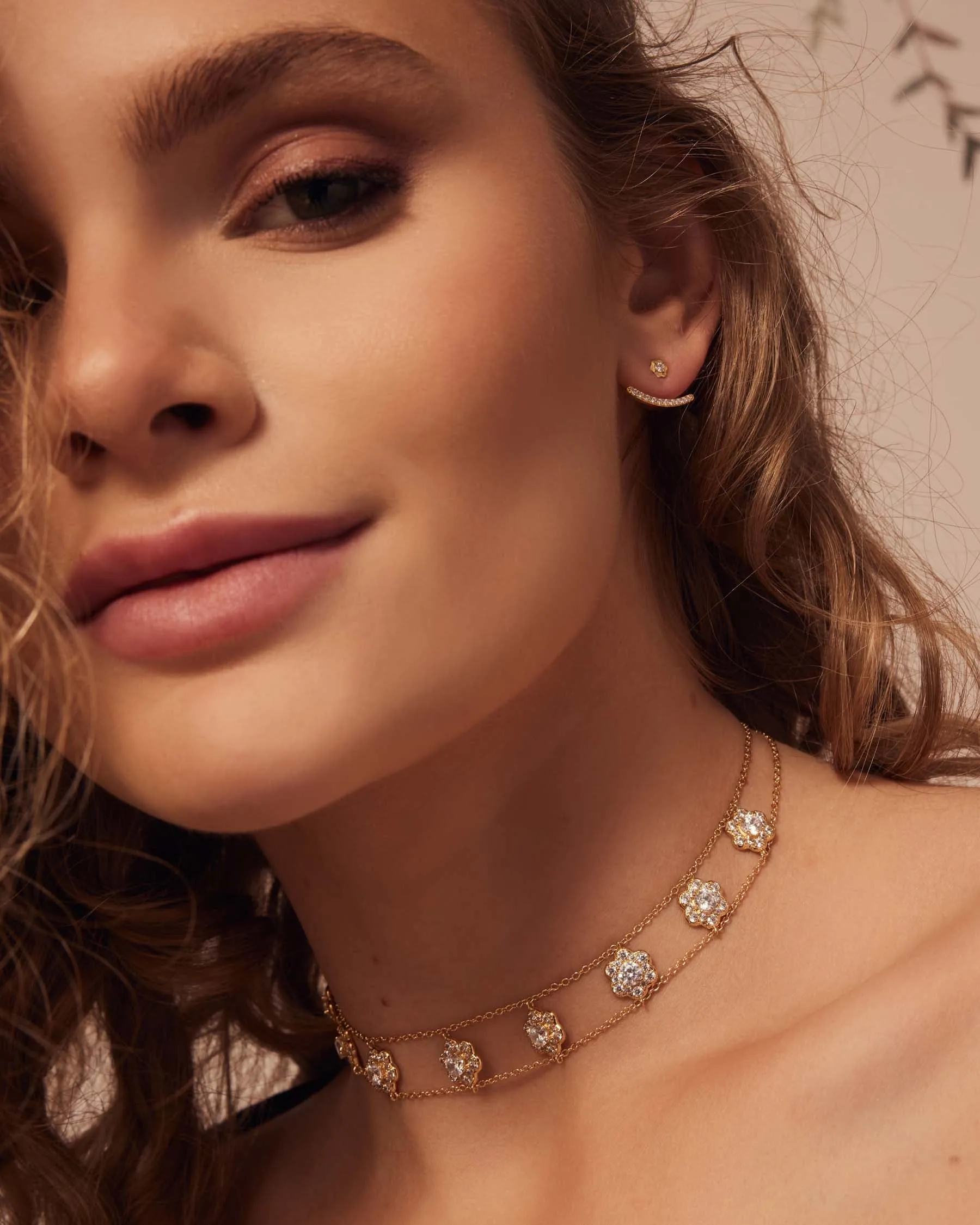 Choker Vine White sold by Apodemia product image thumbnail 2