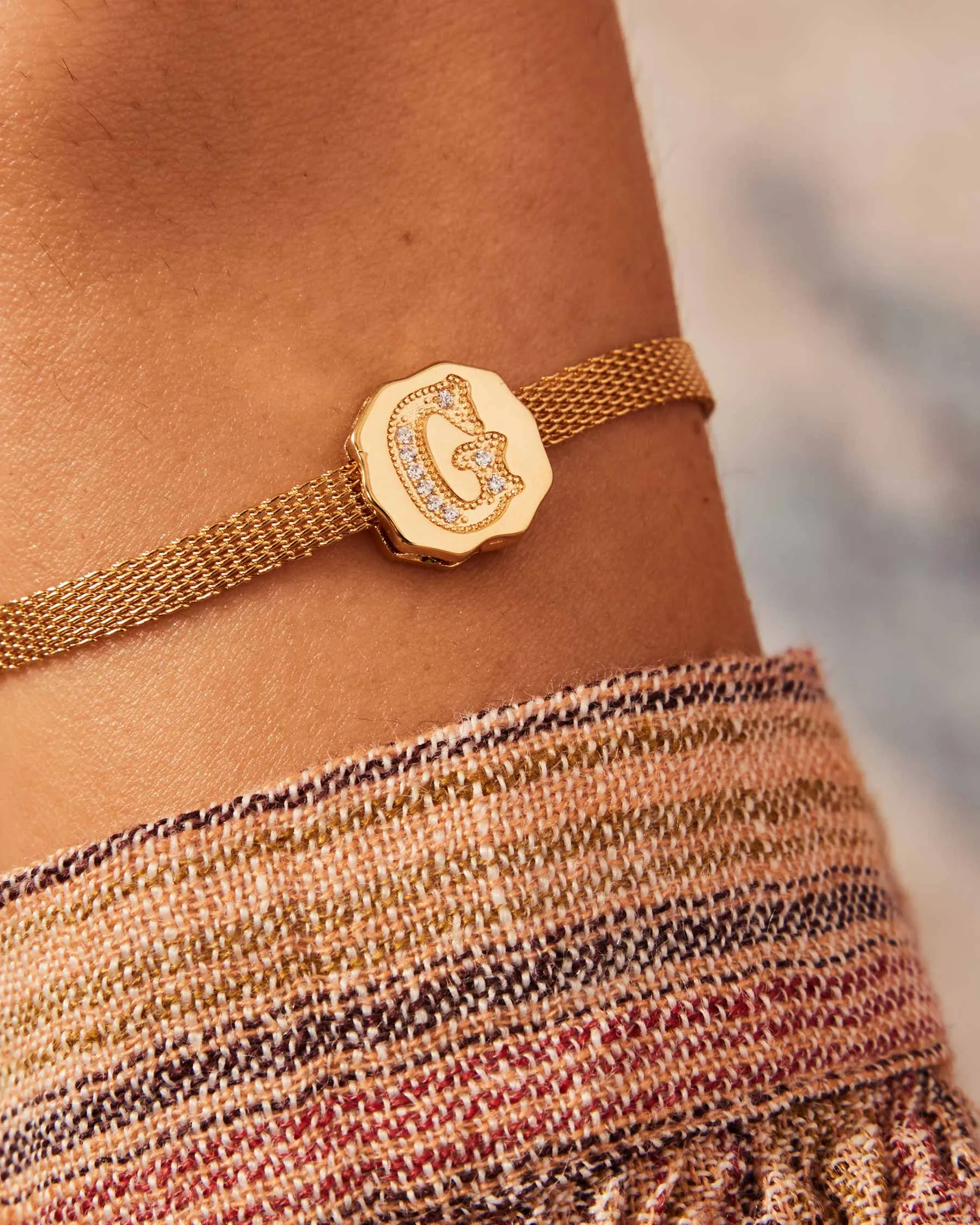 Charm Clip Bubble Vintage Letter G sold by Apodemia product image thumbnail 3