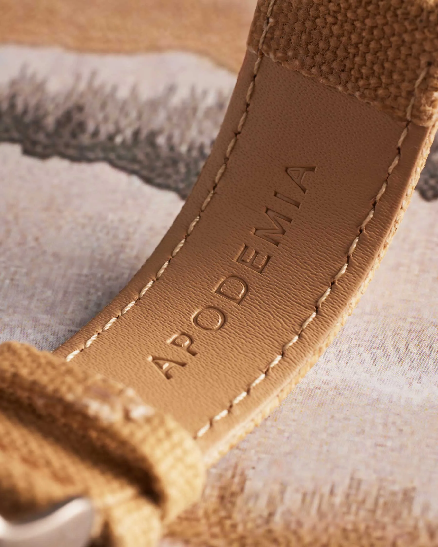 Nylon Dry Sand Men's Leash - The Gray Box sold by Apodemia product image thumbnail 5