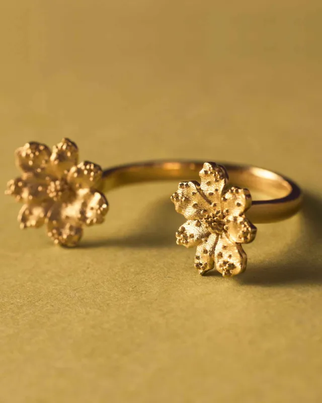 Double Zinnia Ring made by Apodemia