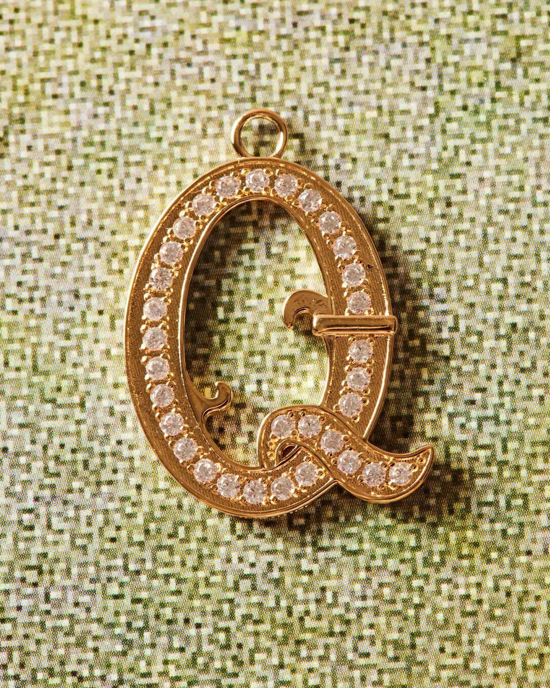 Vintage Charm Letter Q sold by Apodemia product image thumbnail 3