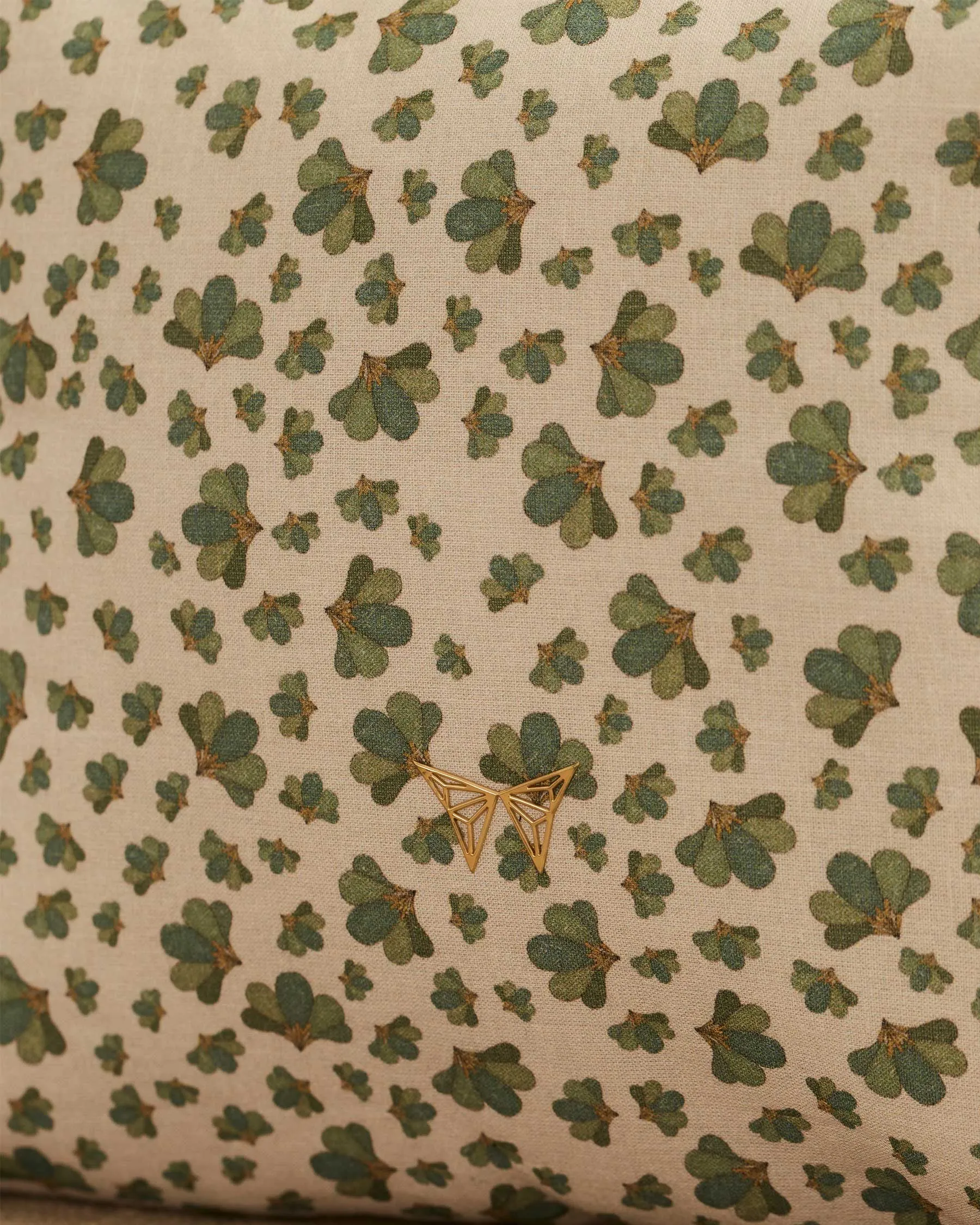 Green Flower toiletry bag | Limited edition sold by Apodemia product image thumbnail 4