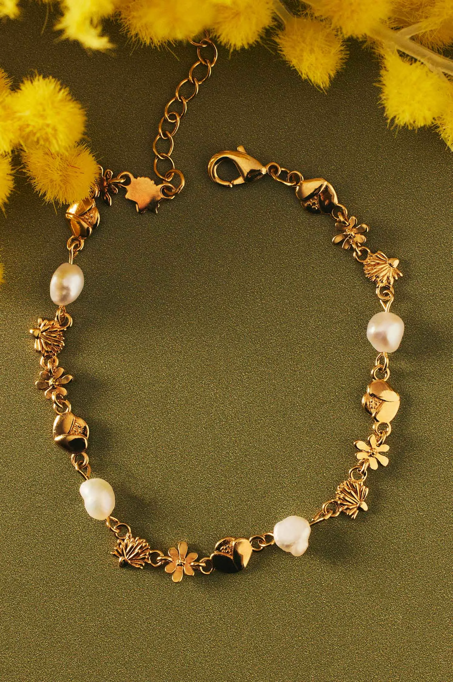 JIAOREN BRACELET sold by Apodemia