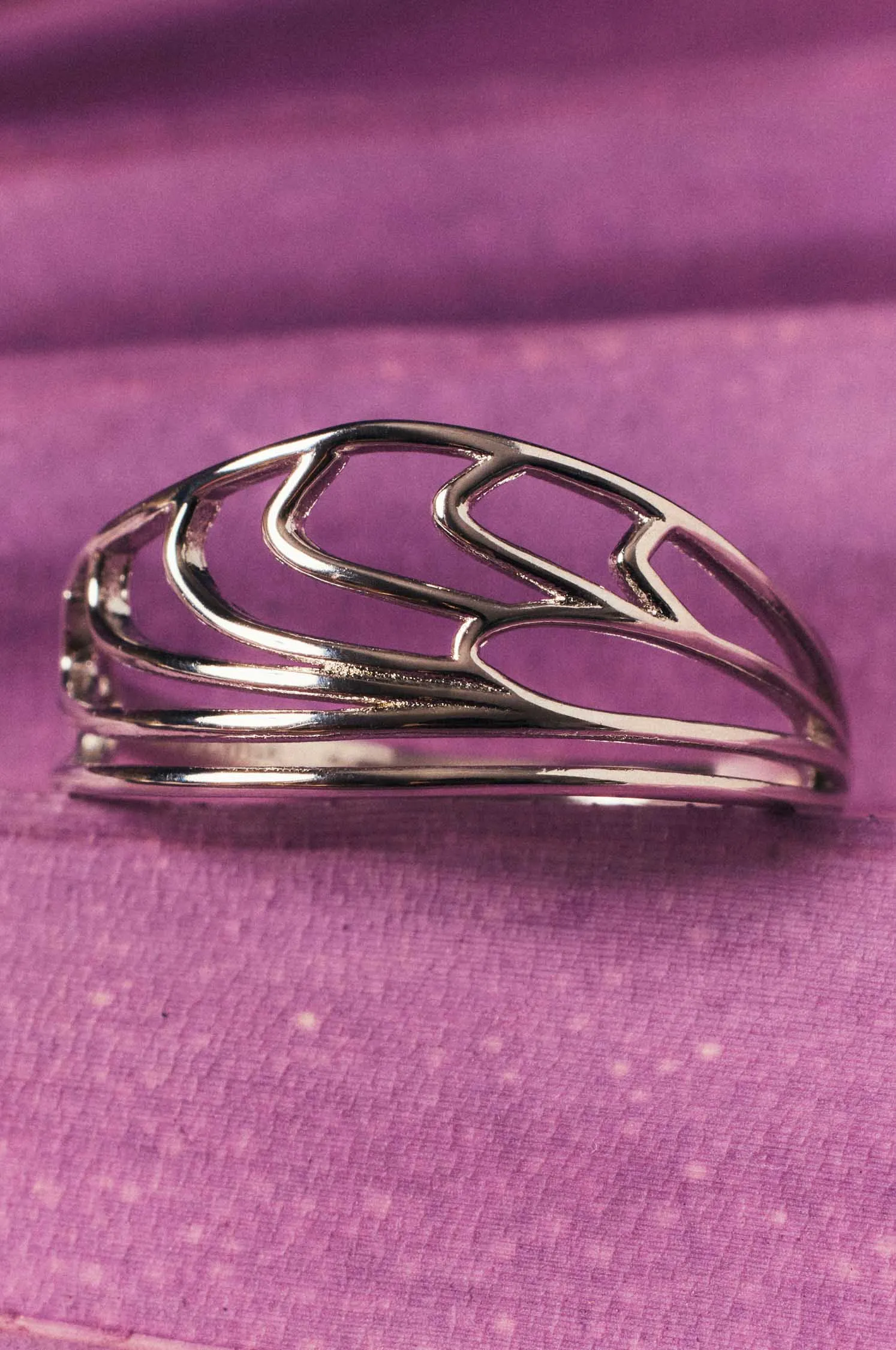 DRAGON FLY RING sold by Apodemia