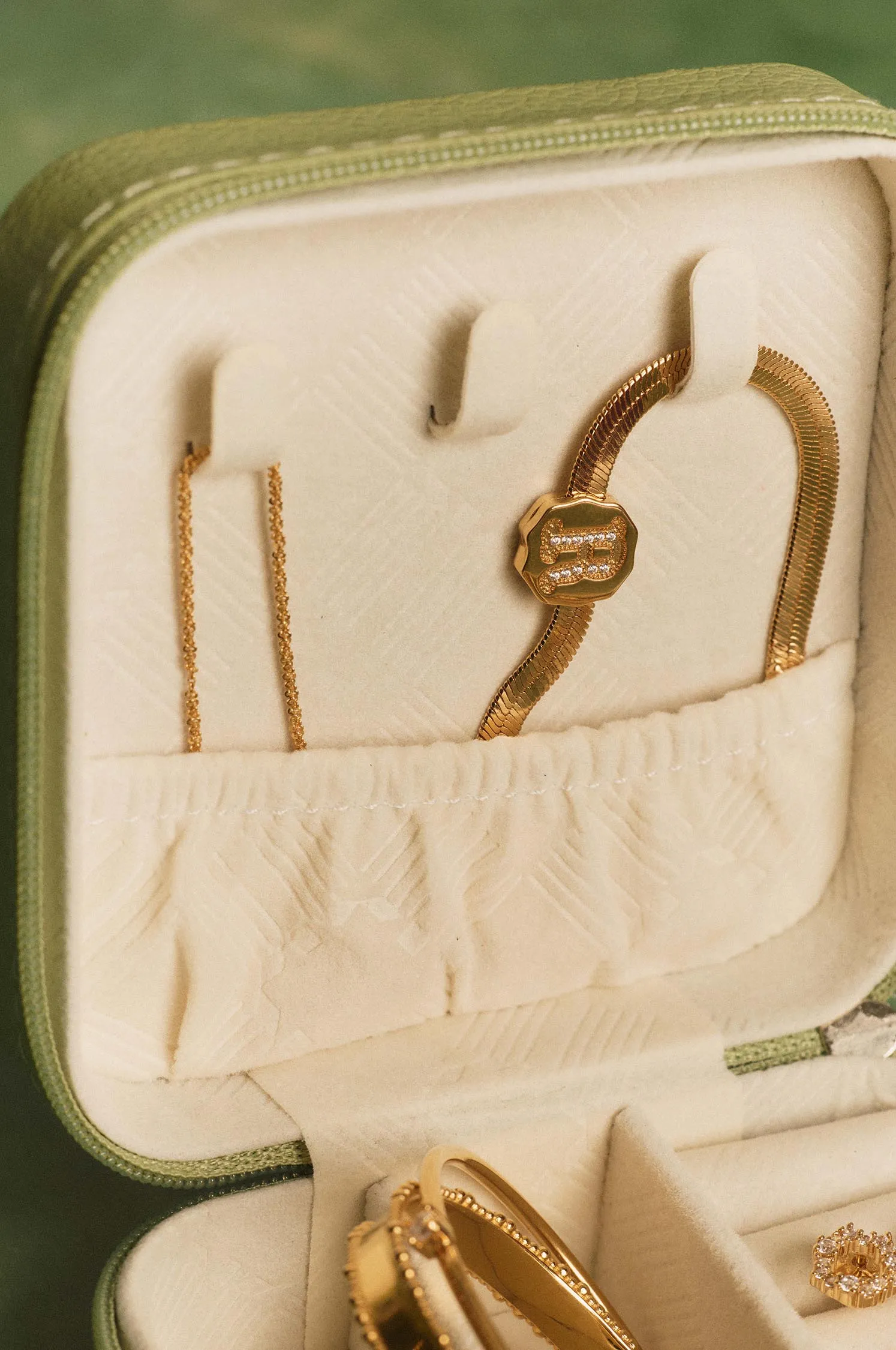 Mini travel jewelry box, green sold by Apodemia product image thumbnail 5