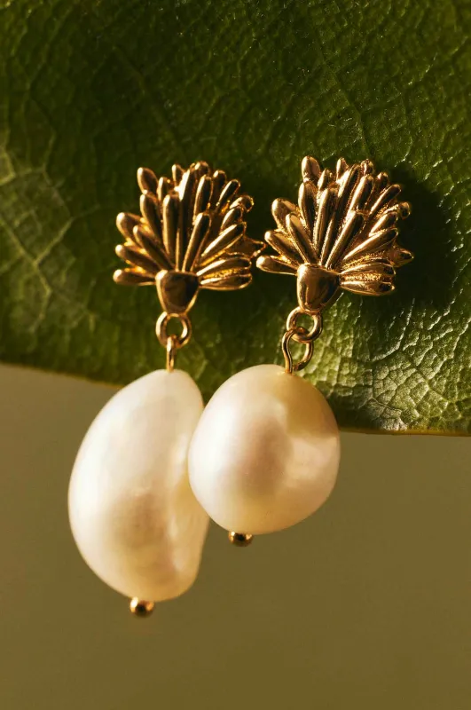 Pearl Earrings sold by Apodemia